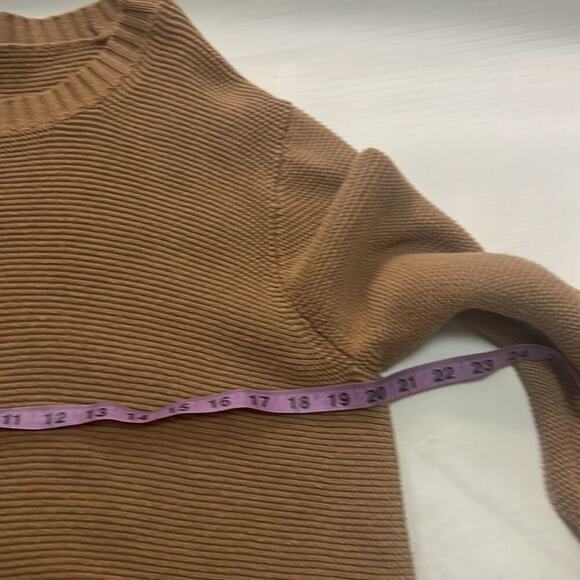 J.CREW MERINO WOOL SWEATER SIZE XL - Picture 6 of 6